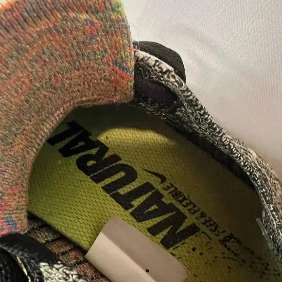 Nike men’s Free RN Flyknit running shoe size 8 - Picture 6 of 7